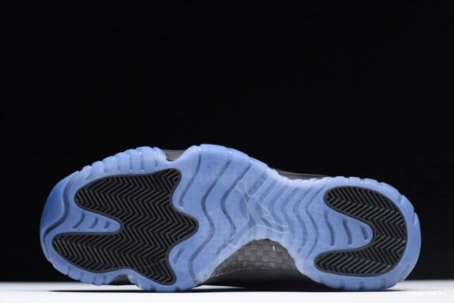 black Cap and 378037-005 Gown Air 11 Jordan 1204